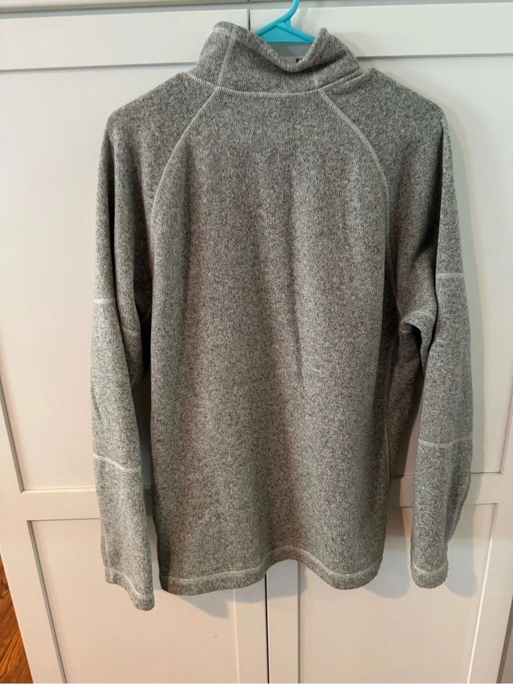 The North Face Men’s Gray Quarter-Zip Fleece Pullover